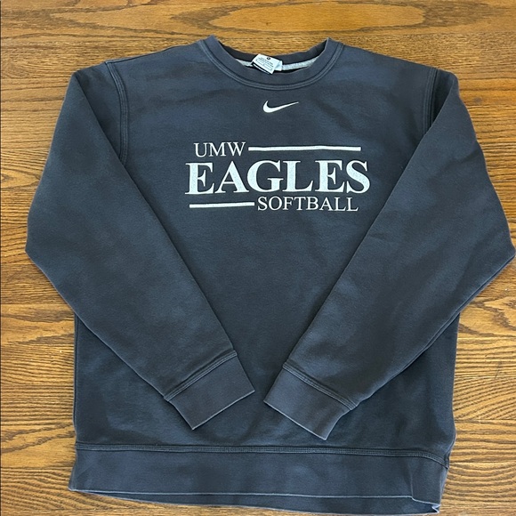 Nike Other - Vintage Nike Crewneck Women’s Medium Gray Center Swoop UMW Eagles Athletic